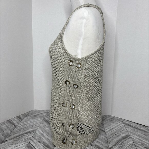 Guess  Bohemian Crochet Top Womens Medium Side Detailing Sleeveless Gray  Tank - Picture 3 of 10
